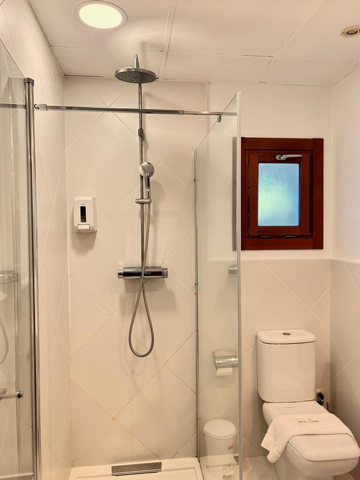 Oro Y Luz Aparthotel Родалкилар Екстериор снимка